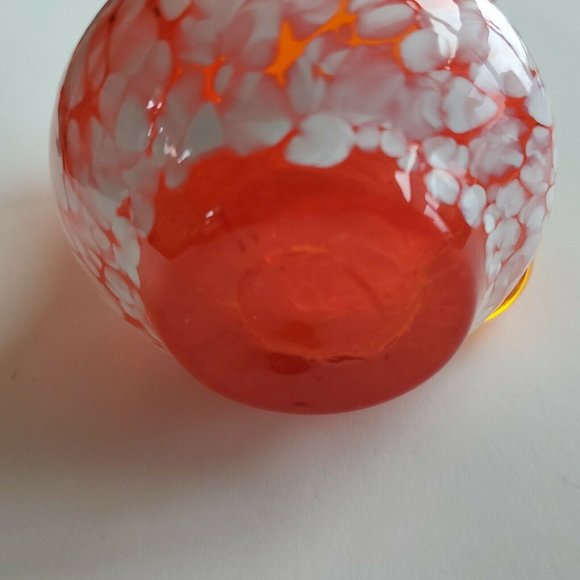 Fenton Style Rainbow Art Red Yellow White Spatter Glass Ruffled Crimped Rim Vase - Picture 4 of 10